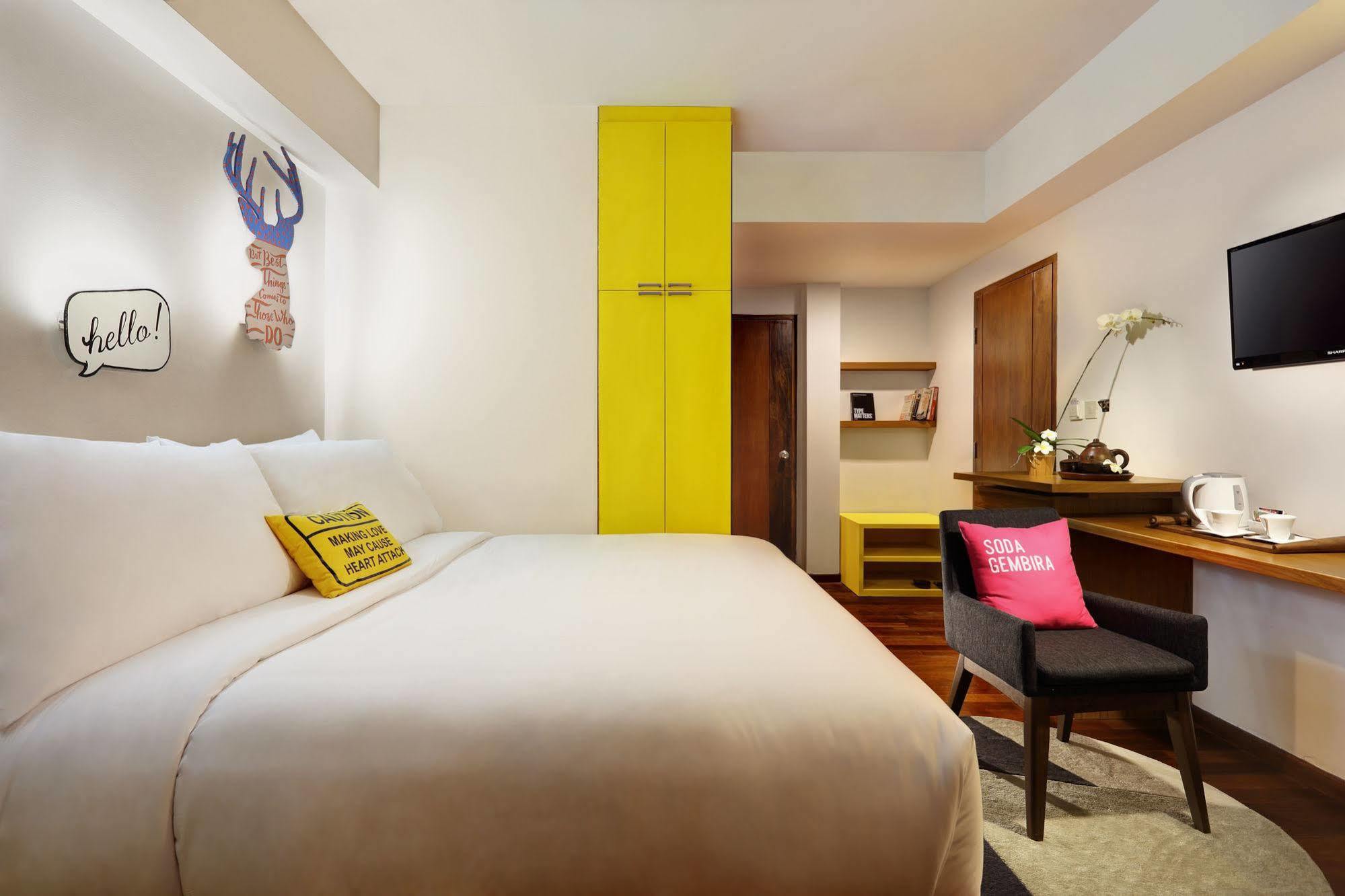 Capital O 852 The Silk At Dago Hotel Bandung Exterior foto