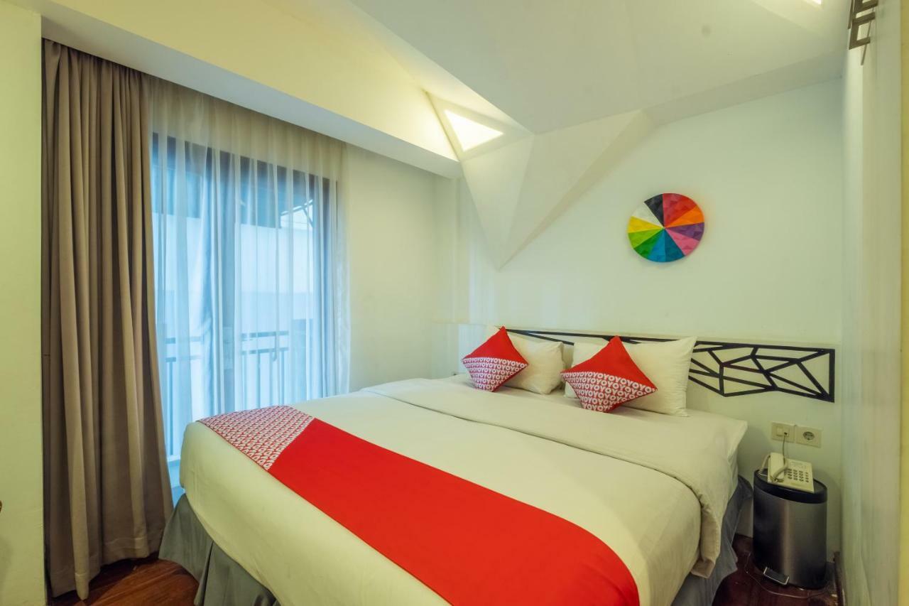 Capital O 852 The Silk At Dago Hotel Bandung Exterior foto