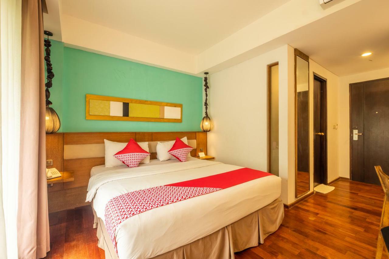 Capital O 852 The Silk At Dago Hotel Bandung Exterior foto